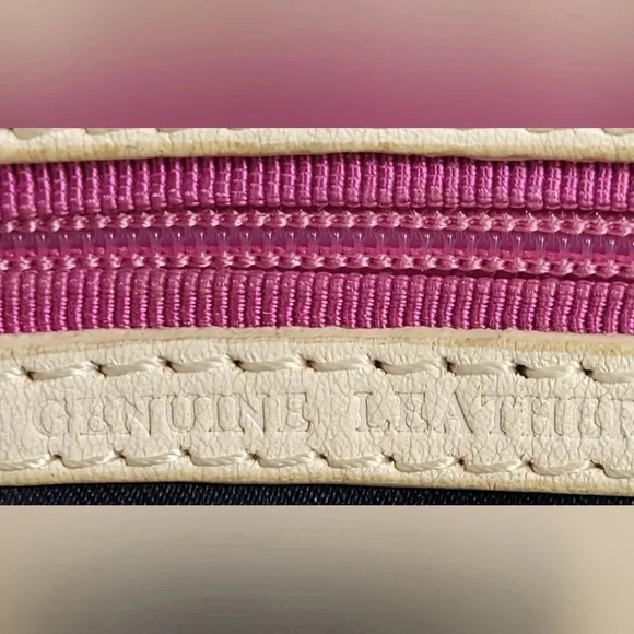 Juicy Couture 100% Genuine Cowhide Leather Satchel - Picture 13 of 16